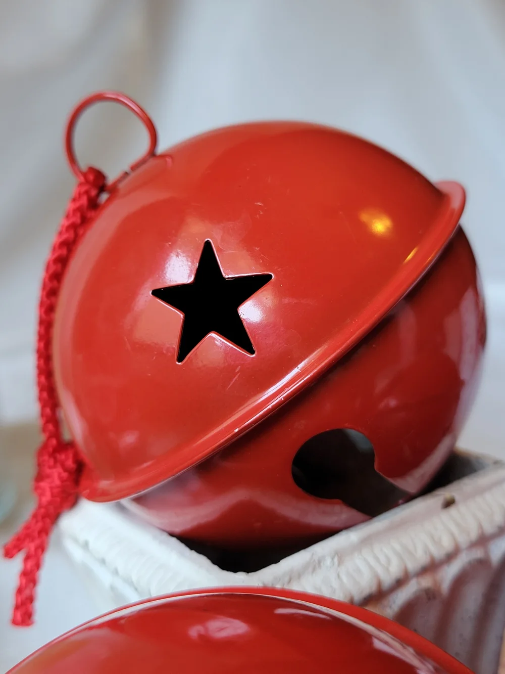 Red Metal Jingle Bells Ornament Set